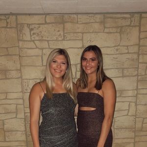 Meet your Posher, Marissa